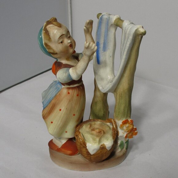 Vintage "Wash Day" Made in Occupied Japan Ceramic Porcelain Figure Figurine - Picture 2 of 9